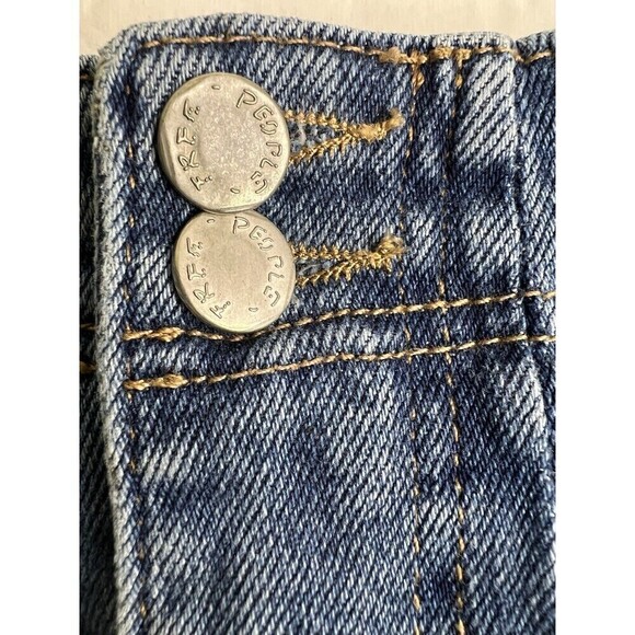 Free People Distressed Denim Mini Skirt w/ back buckle & raw hem - size 0 - Picture 3 of 8